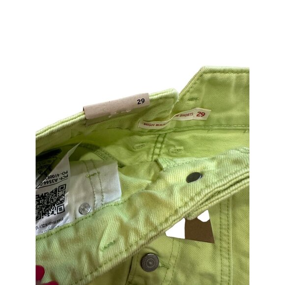 LEVIS High Waisted Lime Denim Mom Shorts Size 27 NEW - Picture 11 of 11
